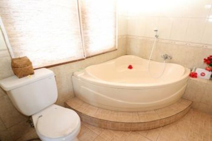 Room 2 of 26