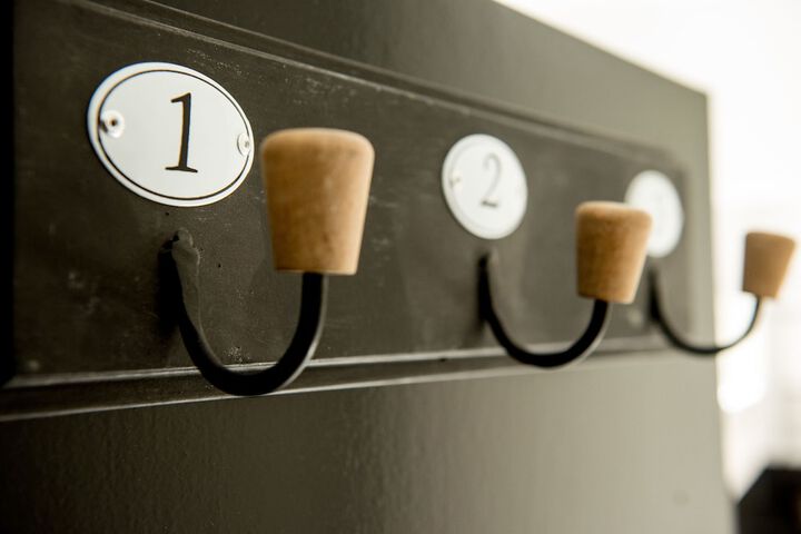 Room 31 of 49