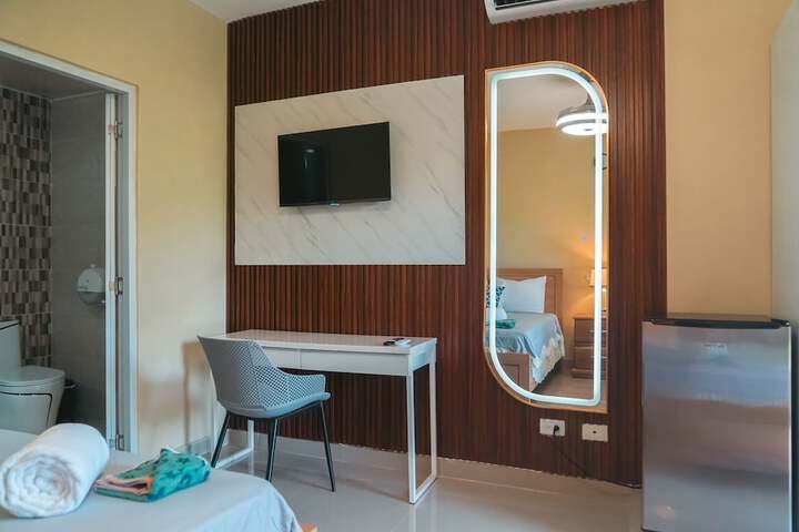 Room 16 of 23