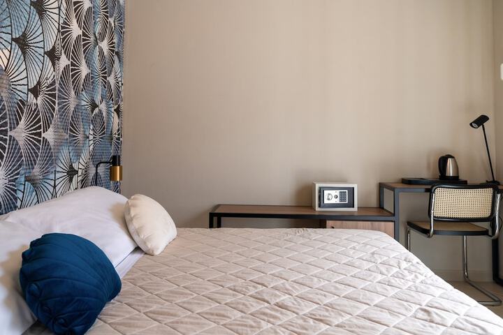 Room 10 of 89