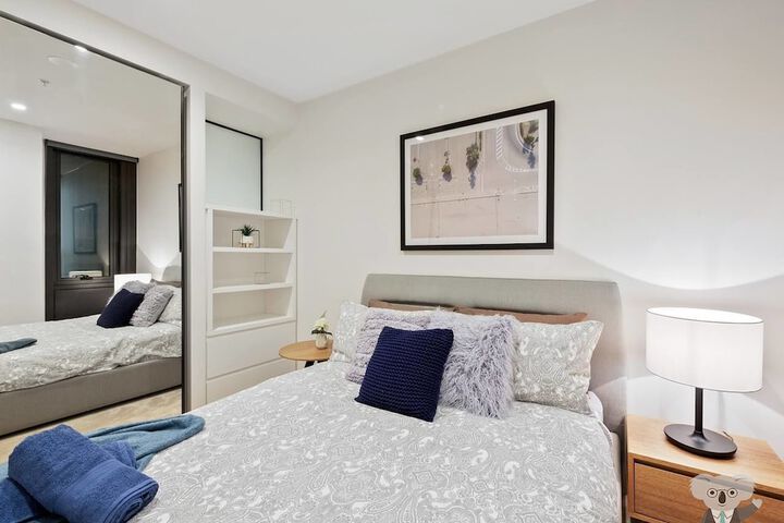 Room 3 of 11