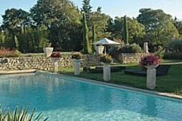 Pool 34 of 62