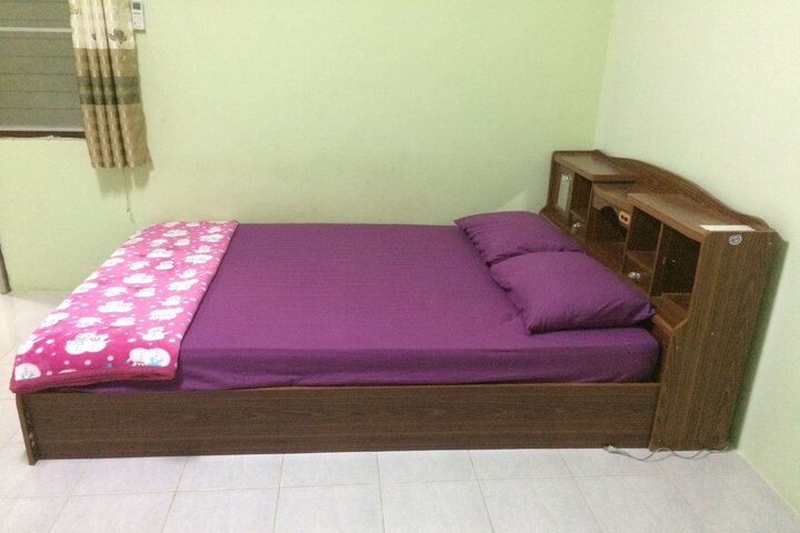 Room 4 of 29