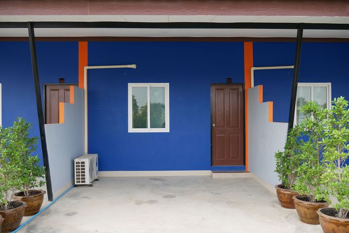 Room 10 of 29