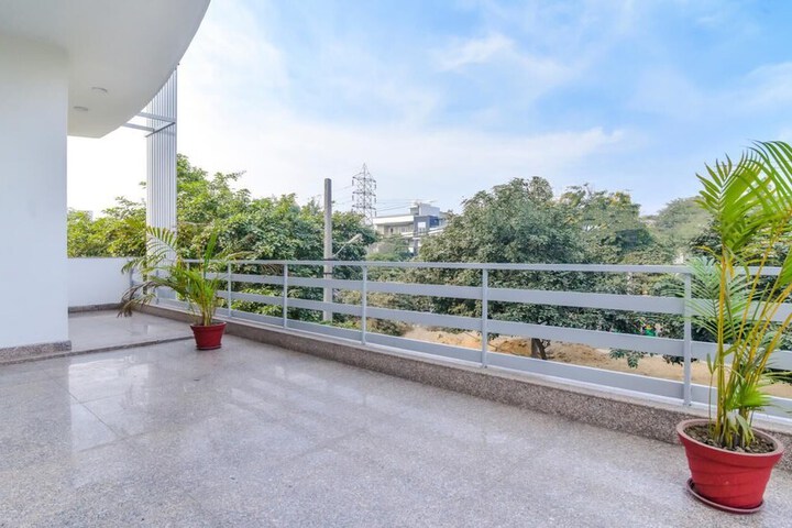 Terrace/Patio 23 of 43