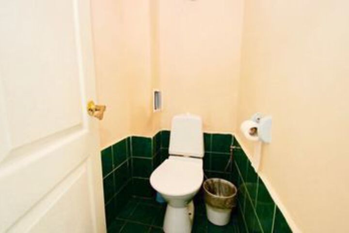 Room 2 of 36