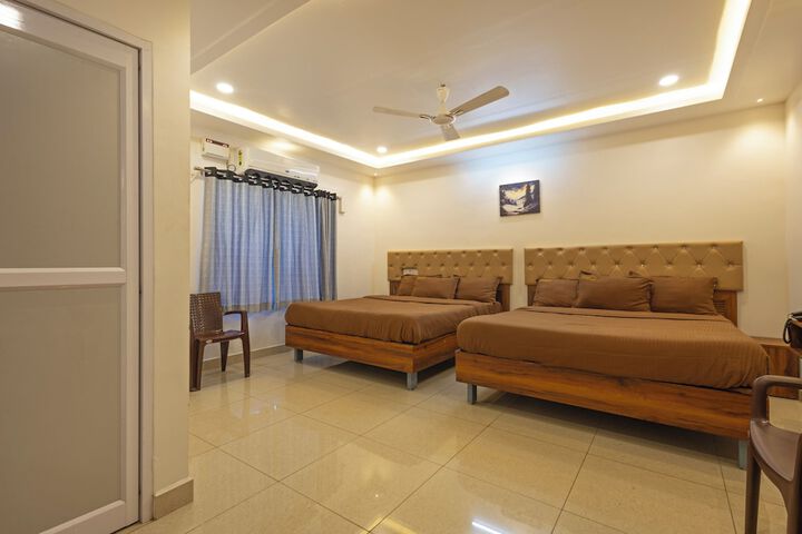 Room 10 of 64