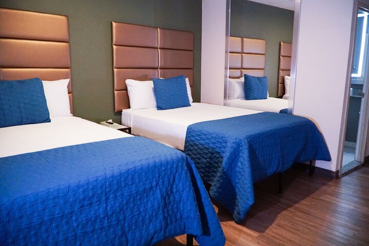 Double Deluxe King Bed (6 of 6)
