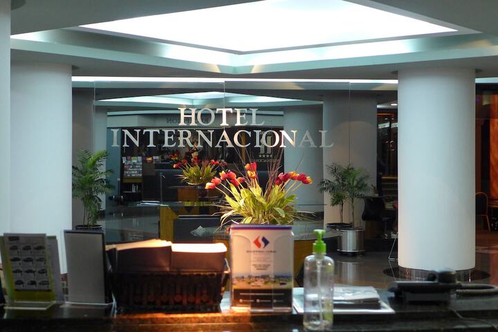 Hotel Interior 4 of 38