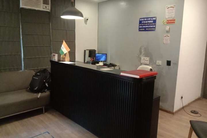 Hotel Royal India - DLF Phase 2