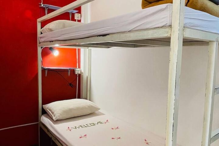 Room 26 of 134