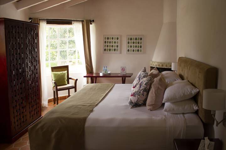 Room 35 of 120