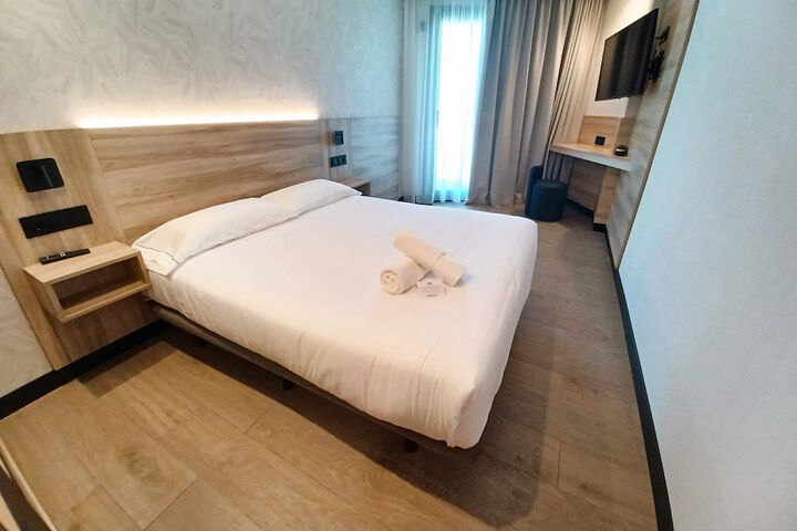 Room 19 of 51