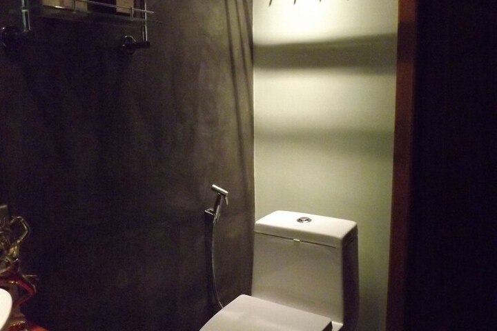 Room 14 of 48