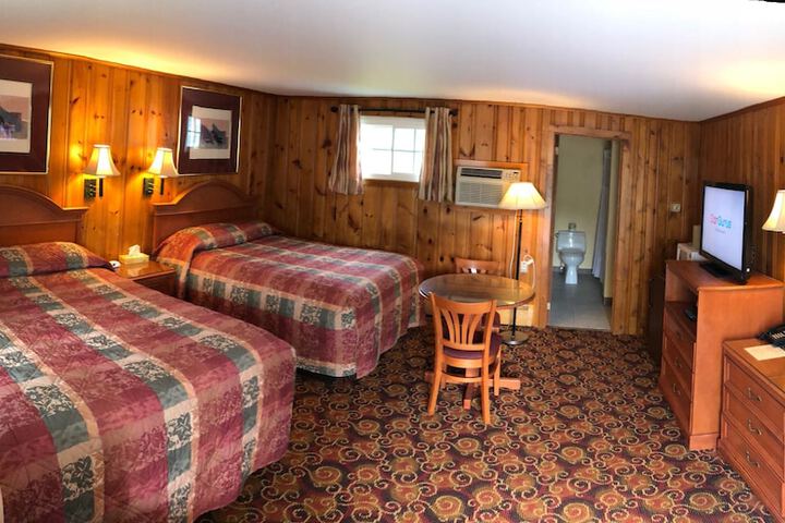 Lantern House Motel