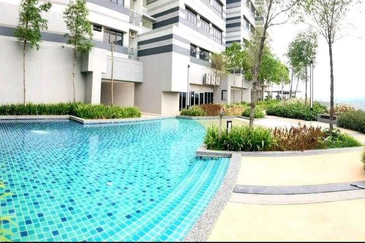 Pool 17 of 23