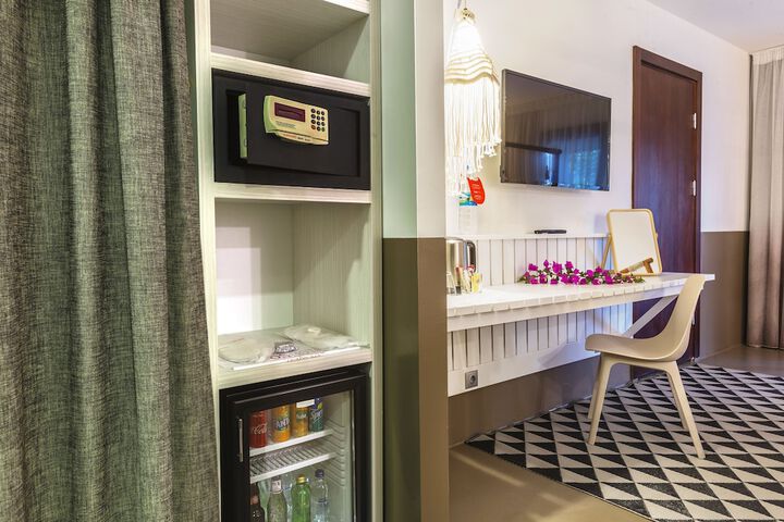 Room 3 of 58