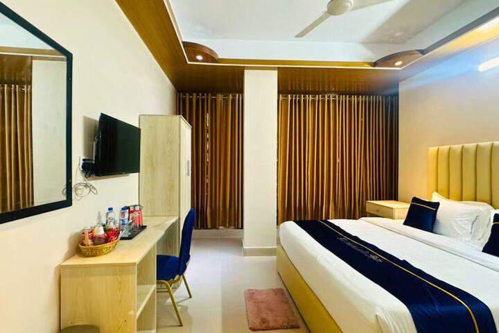 Room 34 of 57