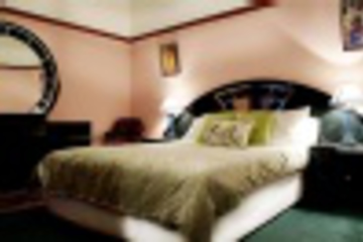 Room 99 of 360