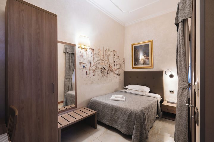 Room 93 of 180