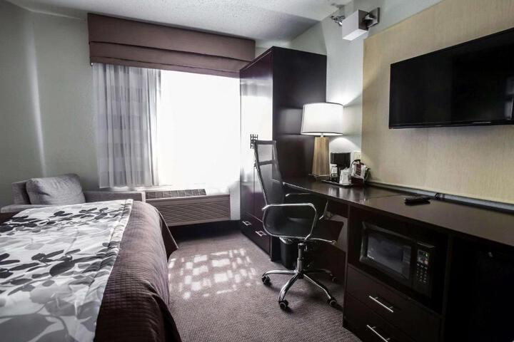 2 Double Beds (8 of 9)