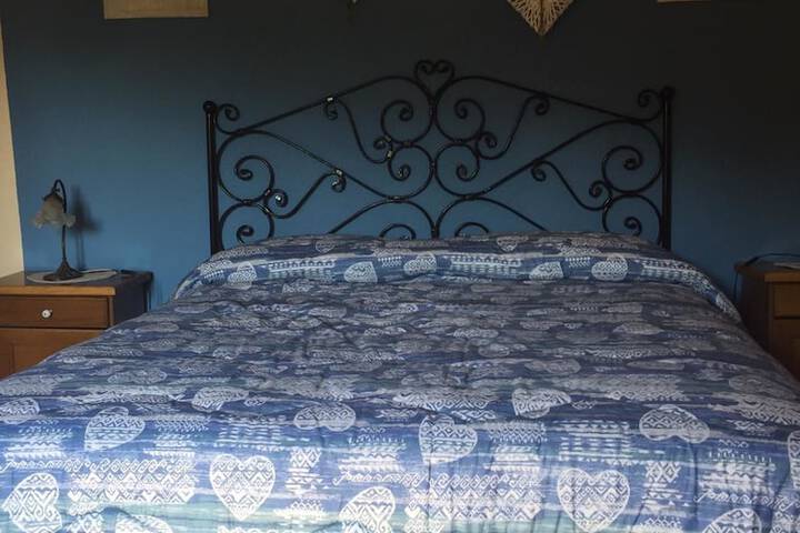 Room 5 of 27