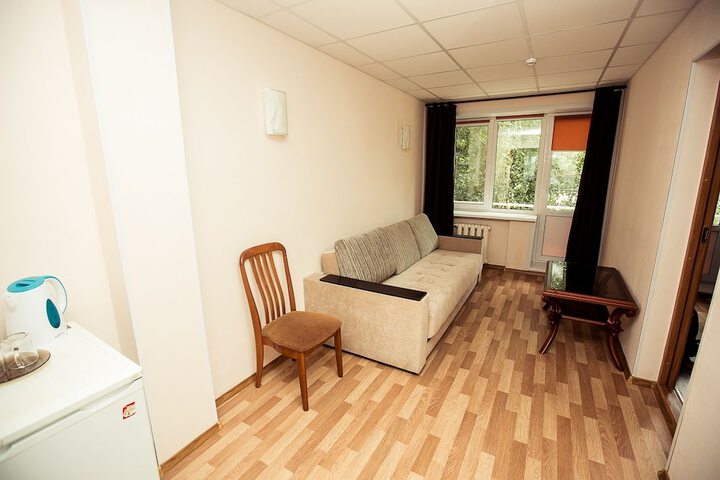 Room 12 of 36