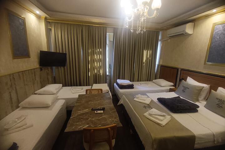 Room 41 of 170