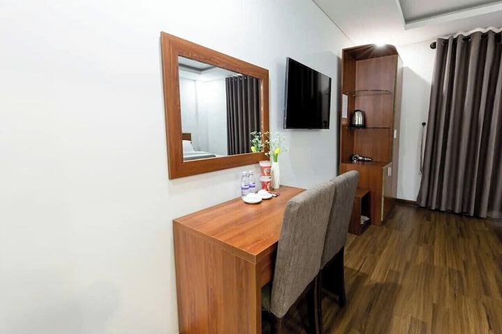 Room 27 of 31