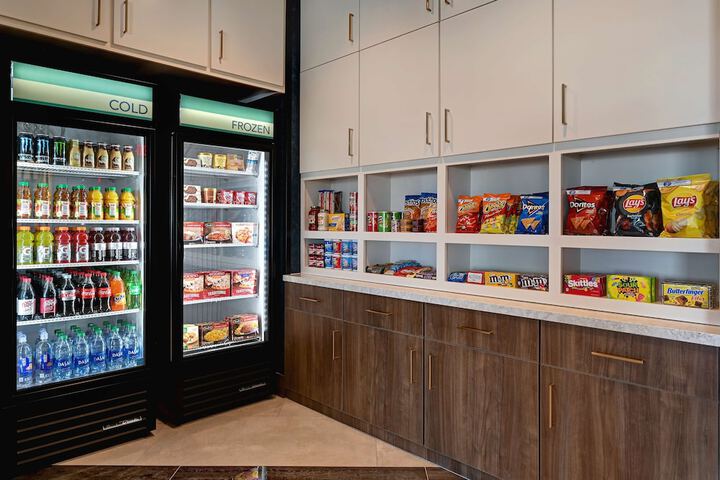 Snack bar