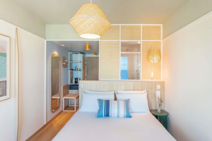 Room 21 of 65