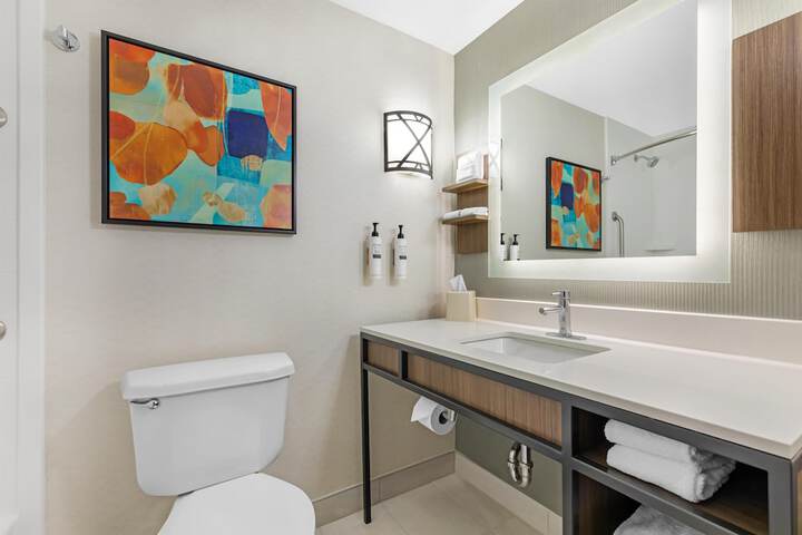 Clean Restrooms