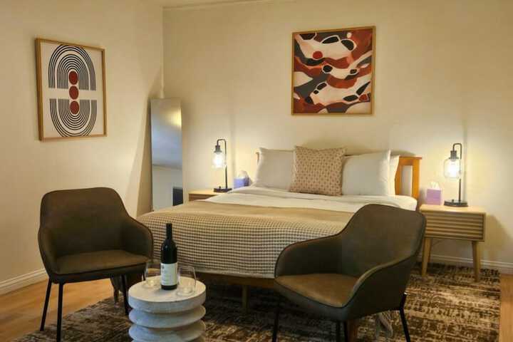 Classic Single Room (3 of 4)