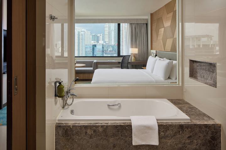 Room 60 of 100