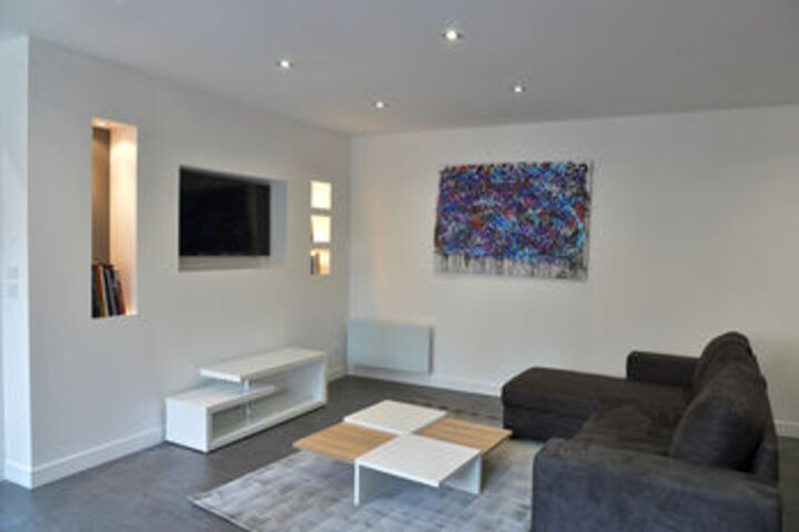 Room 15 of 16