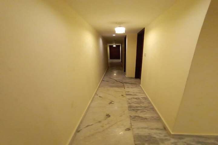 Ballroom/Hall 13 of 17