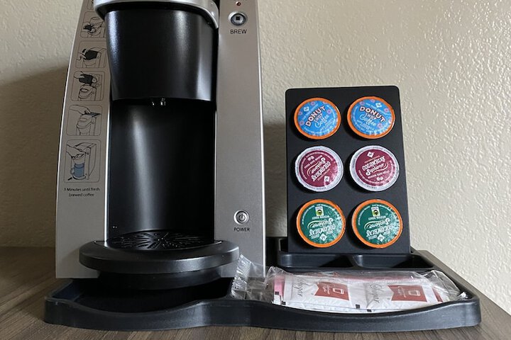 Breakfast/Coffee Service 33 of 51