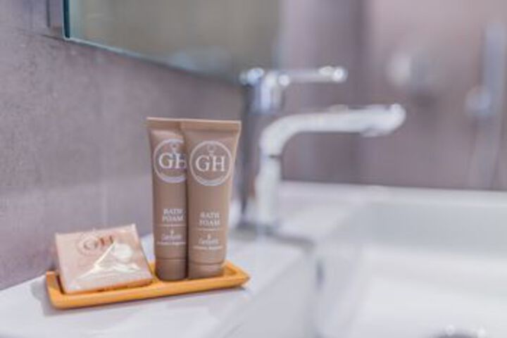 Room 12 of 79