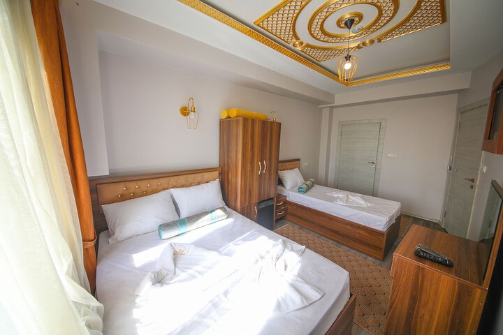 Room 18 of 40