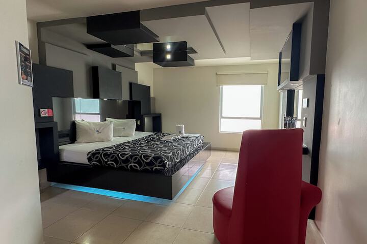 Room 21 of 42