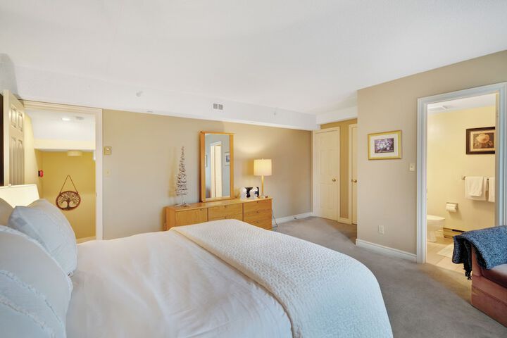 Room 119 of 457