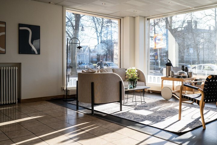 Lobby Entry