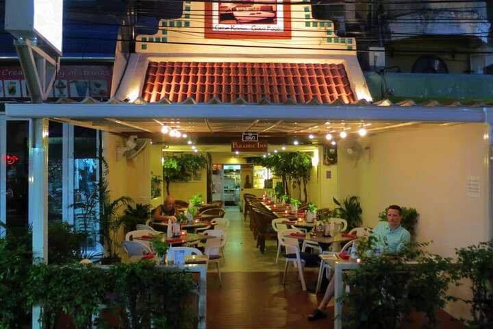 Dining Photos