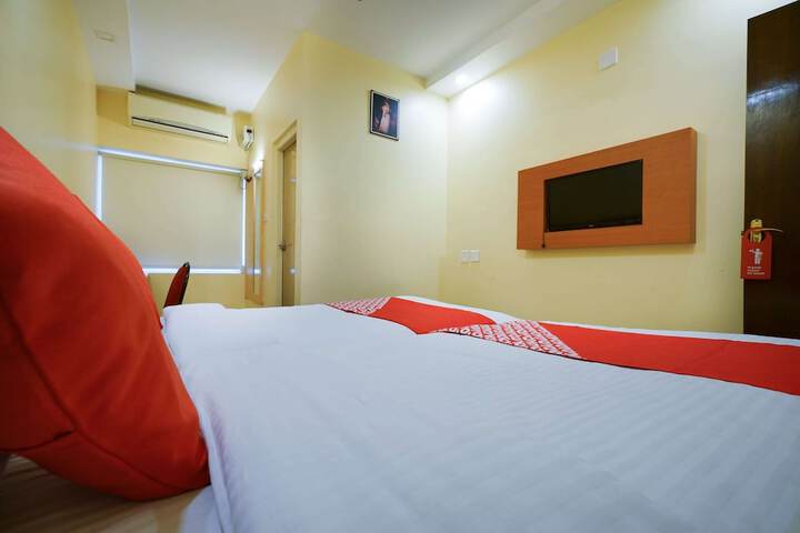 Room 13 of 25