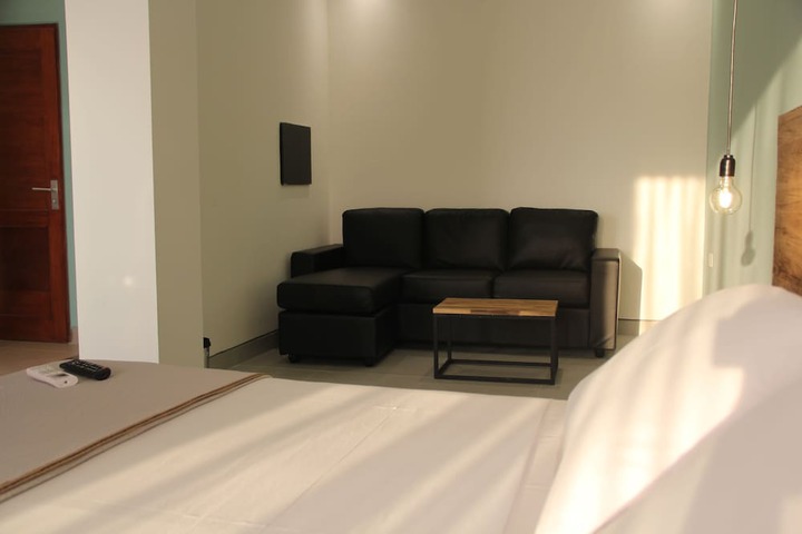 Room 84 of 118