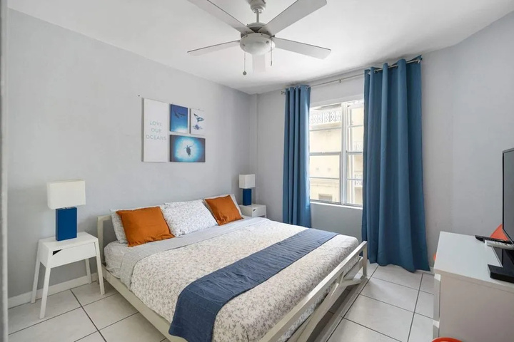 Room 2 of 19