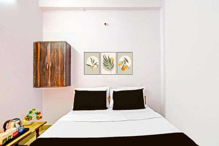 Hotel O JK Lodge
