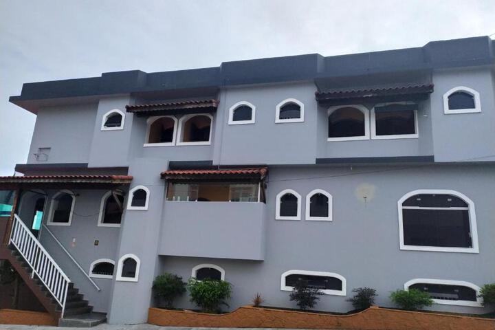 Hotel Haloha