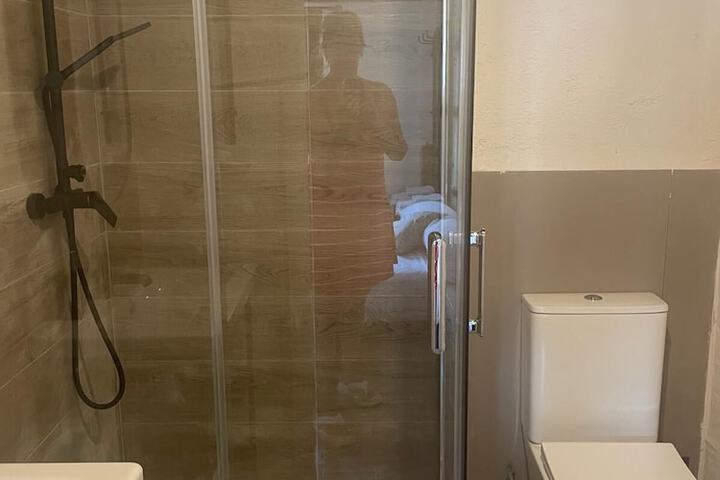 Room 26 of 35