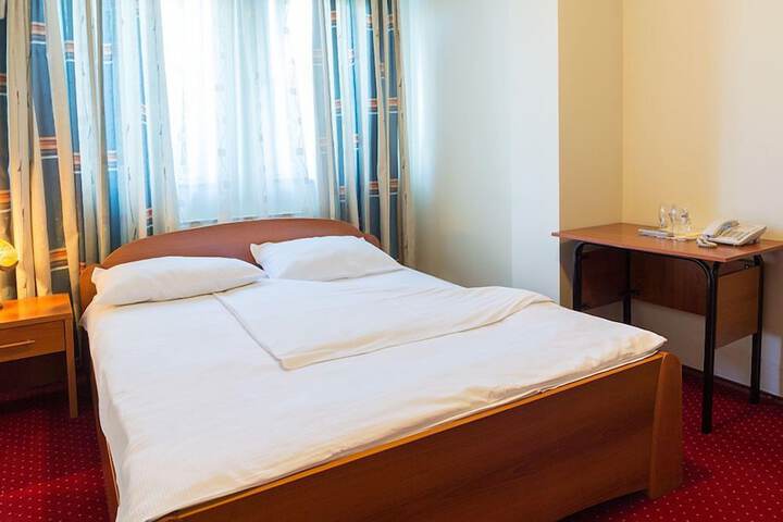Room 14 of 41